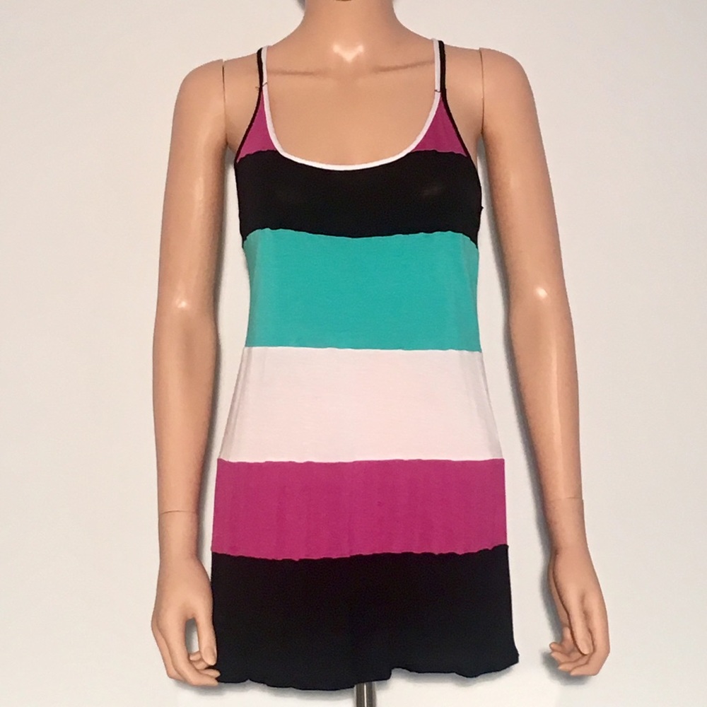 Puma XS Multi-color Rayon Top, Pre-owned